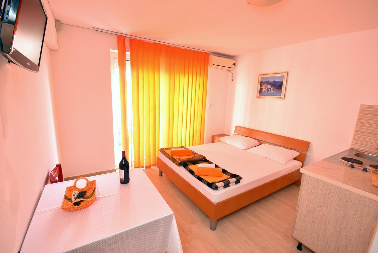Apartmani Spaic Херцег Нови Екстериор снимка