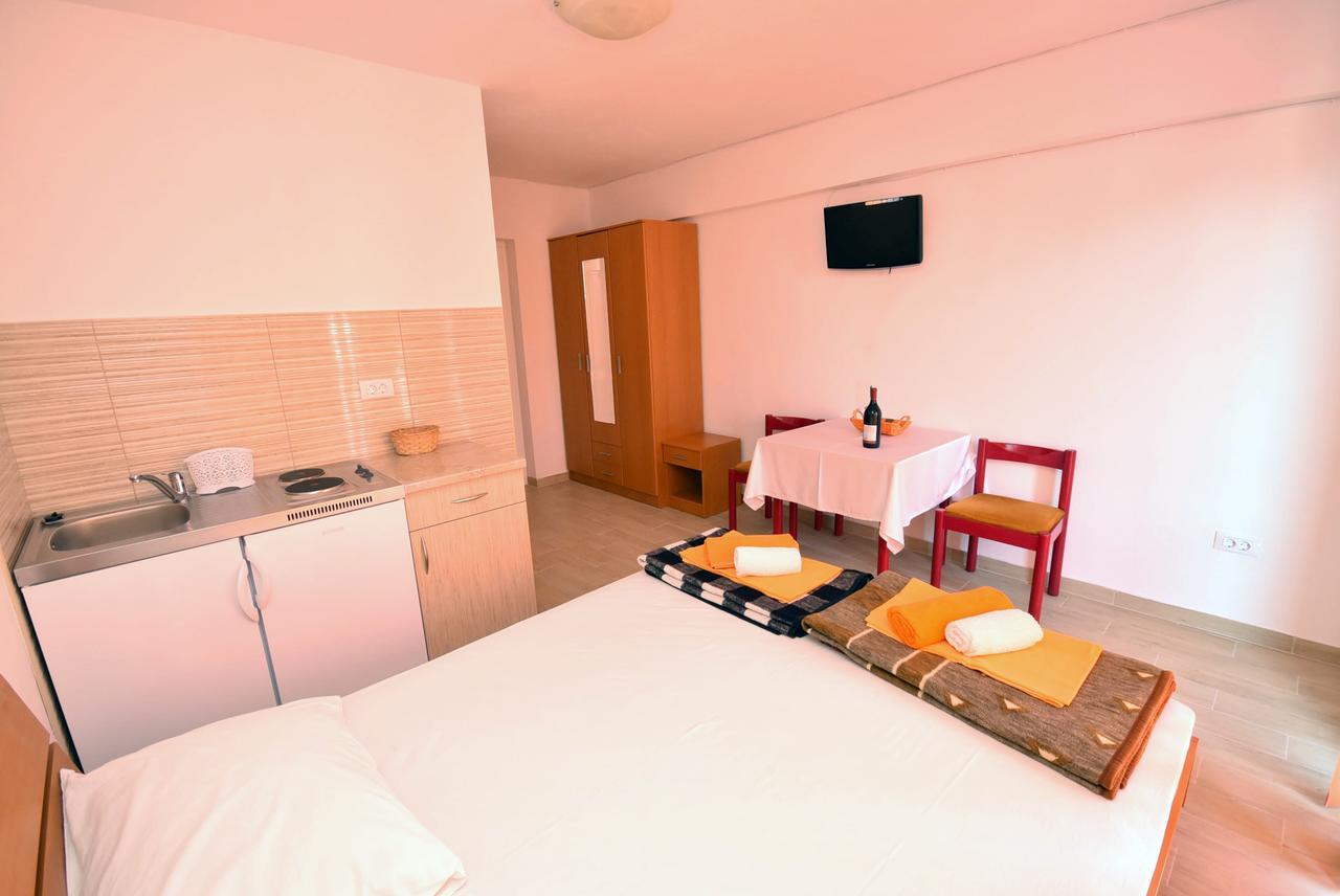 Apartmani Spaic Херцег Нови Екстериор снимка